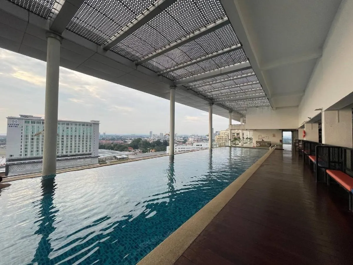 Melaka The Straits Residence 0*, Malacca